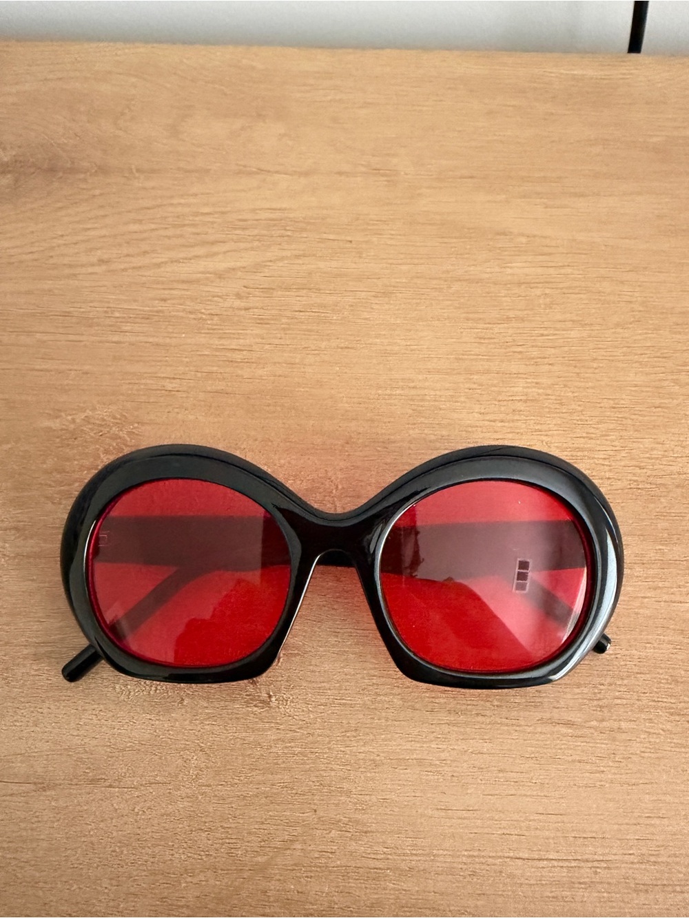 Black Frame Sunglasses with Red Lenses - Women's Fashion Accessory